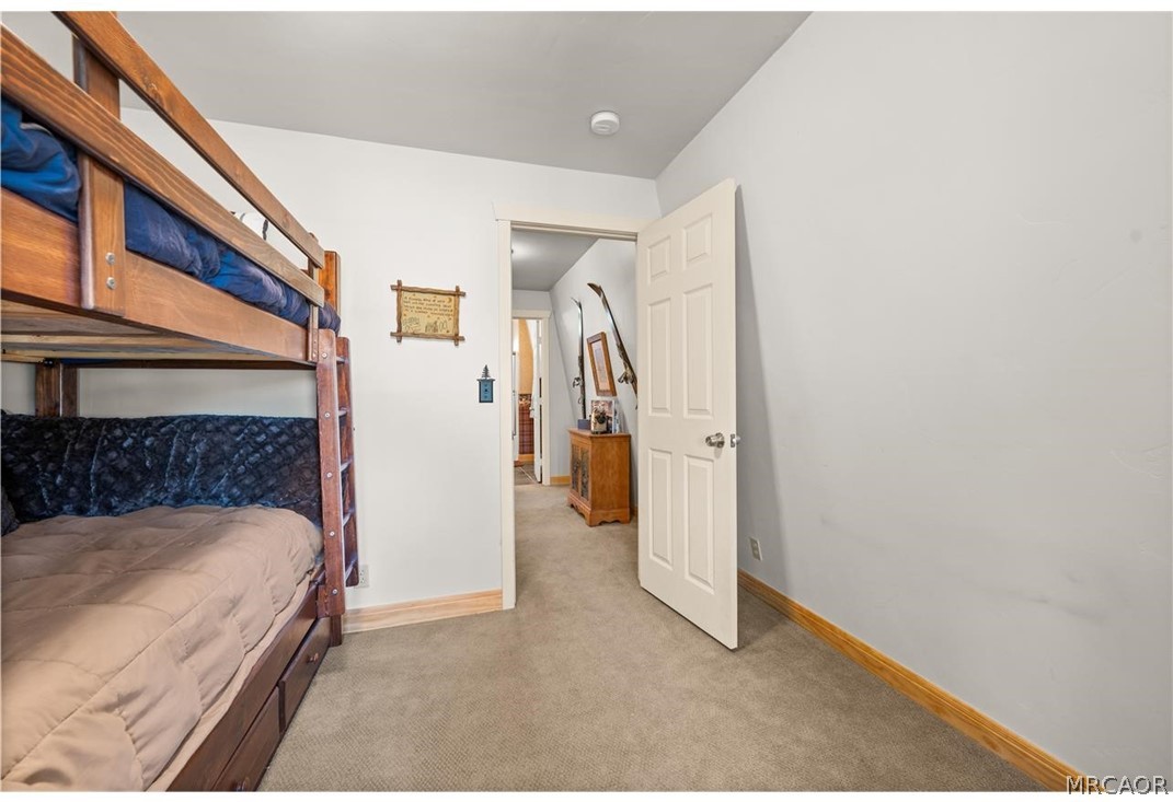 1099 Crags Lane Property Photo 23