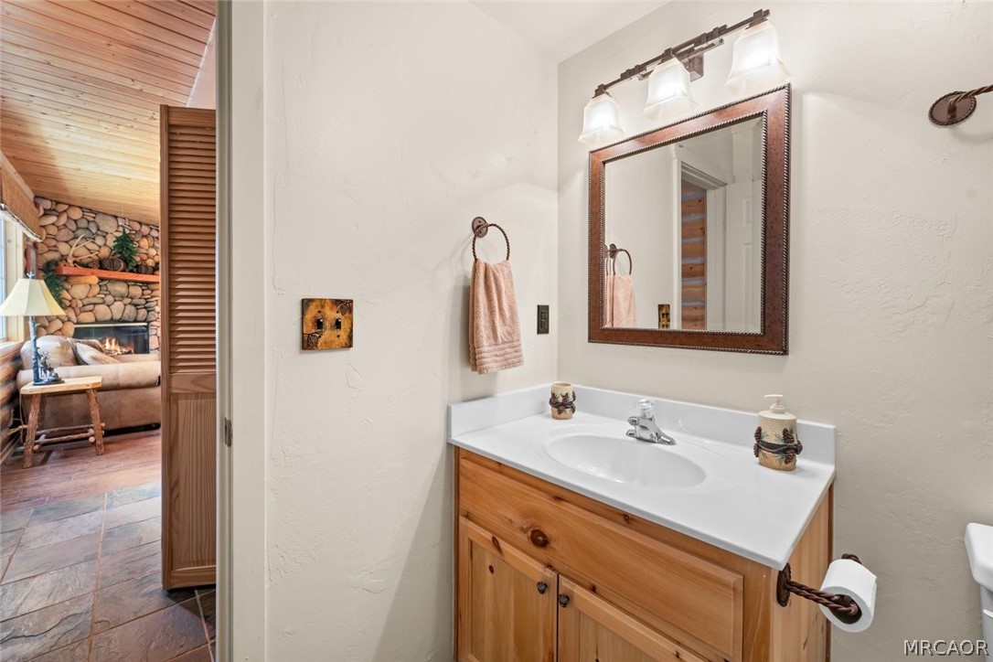 1099 Crags Lane Property Photo 25