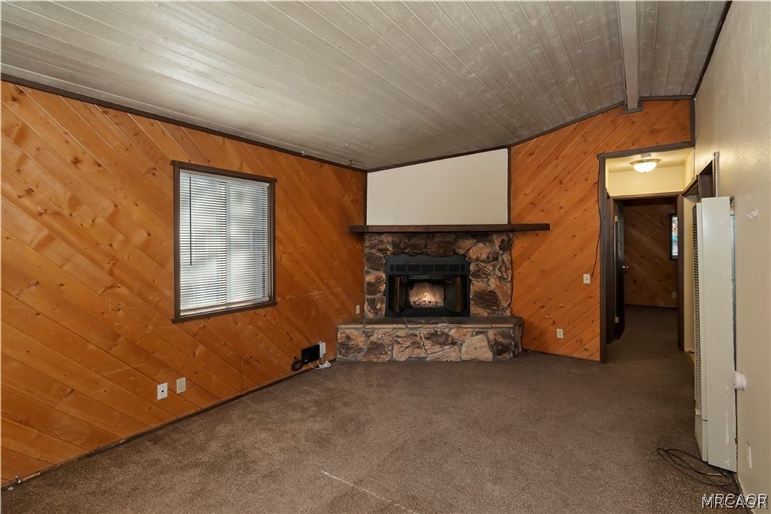 949 Pine Lane Property Photo 16
