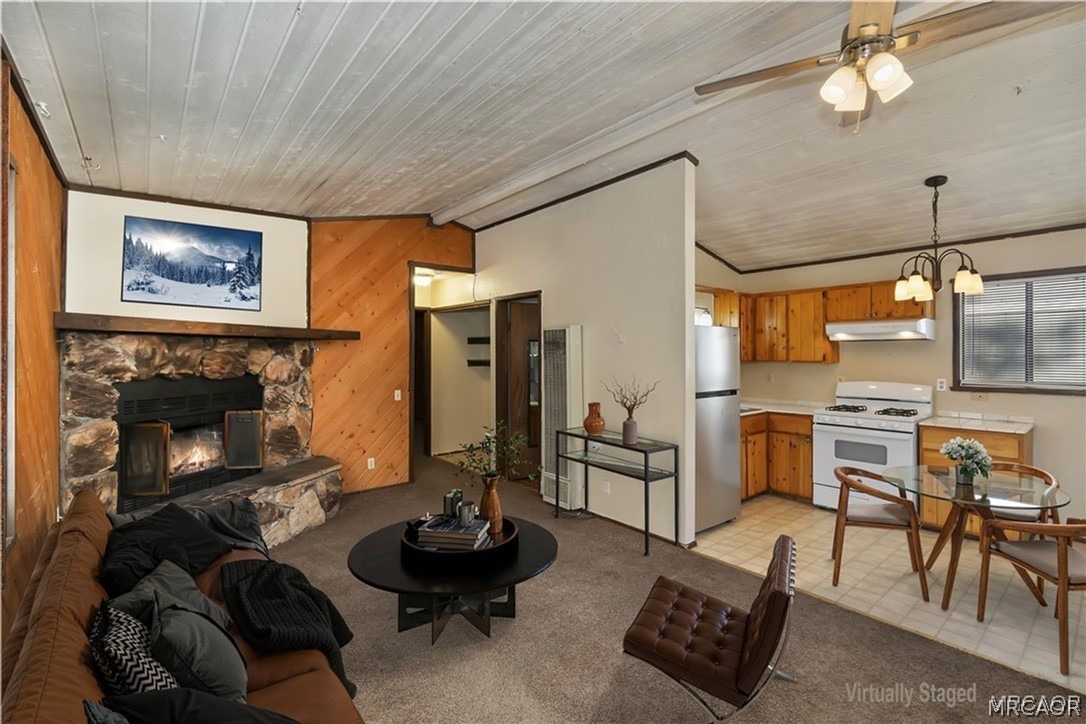 949 Pine Lane Property Photo 19
