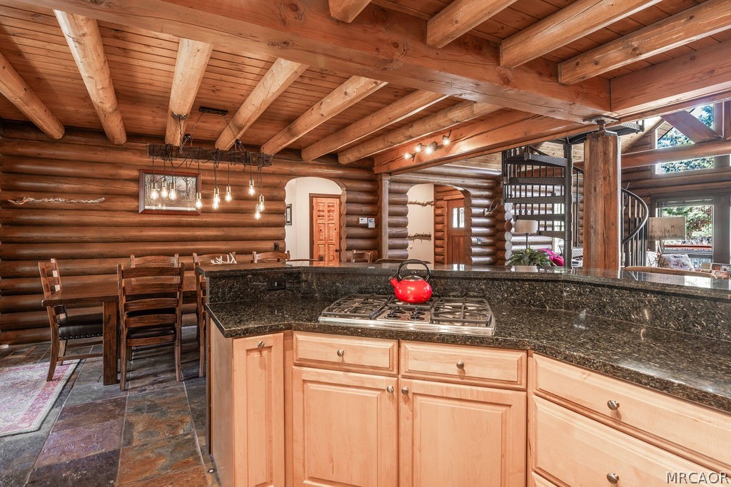 643 Cedar Glen Drive Property Photo 13
