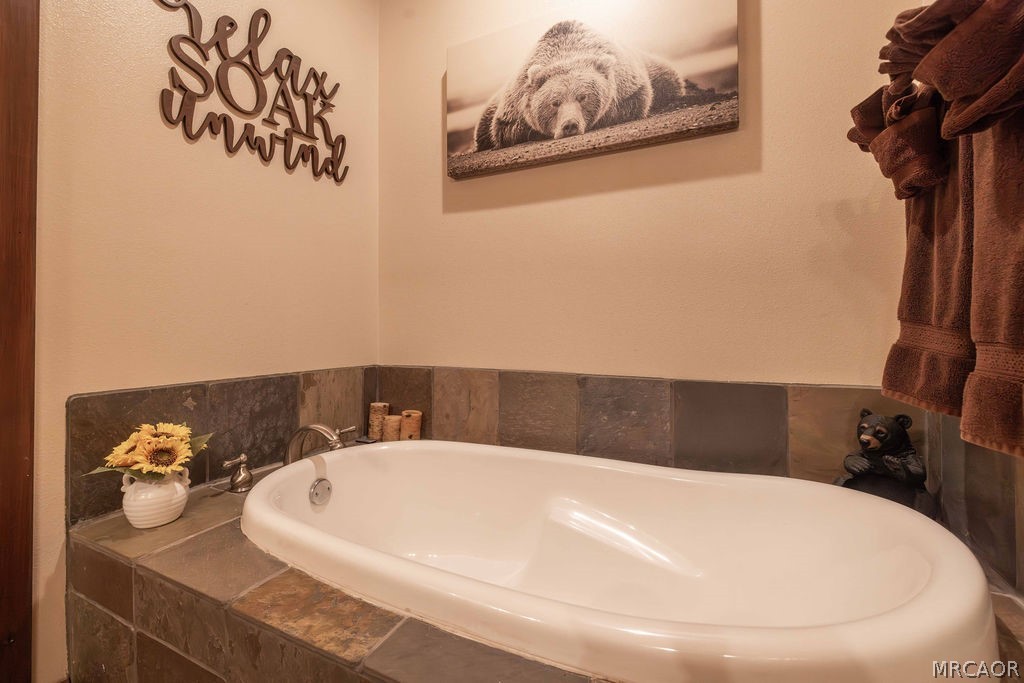 643 Cedar Glen Drive Property Photo 23