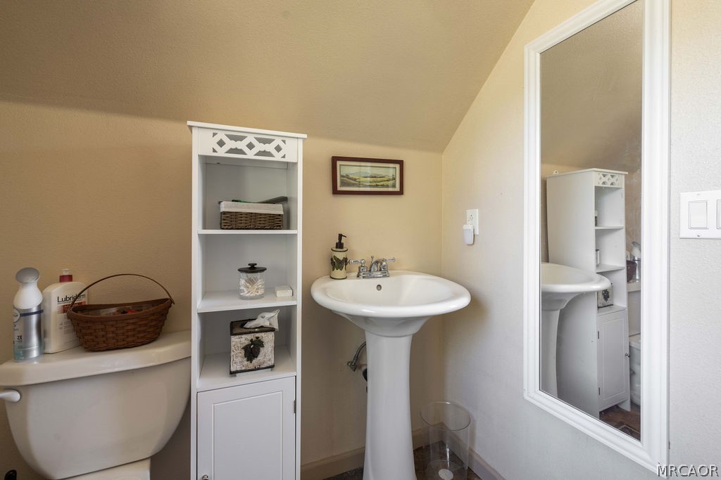 643 Cedar Glen Drive Property Photo 35