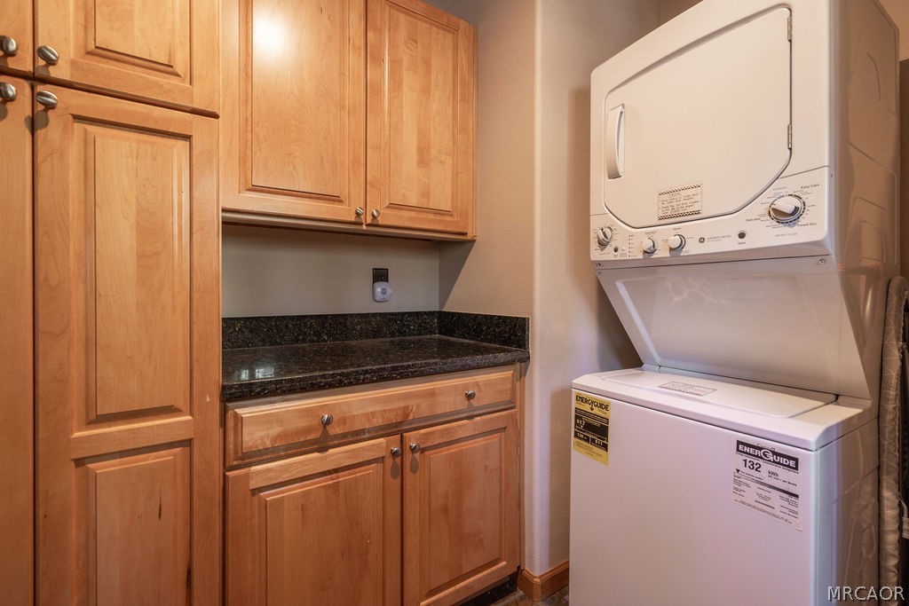 643 Cedar Glen Drive Property Photo 37