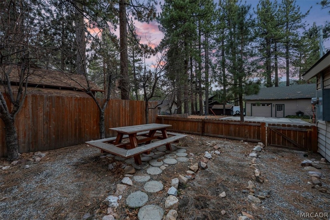 39187 North Bay Drive Property Photo 43