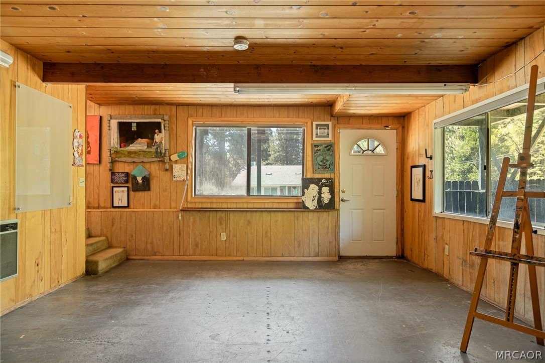 31255 Outer Highway 18 S Property Photo 15