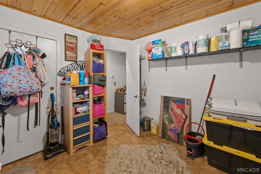 396 Riverside Avenue Property Photo 17