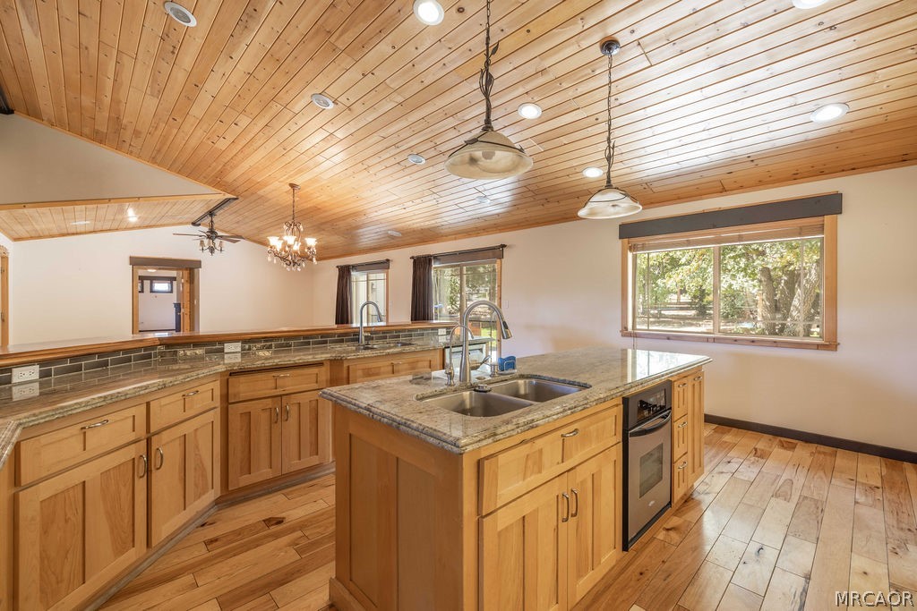 661 Cedar Glen Drive Property Photo 14