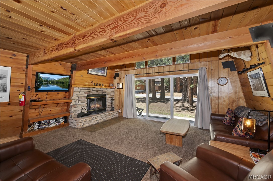 791 Mountain Sky Drive Property Photo 5