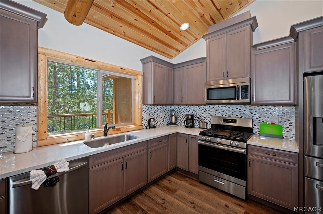 374 Northern Cross Drive Property Photo 15
