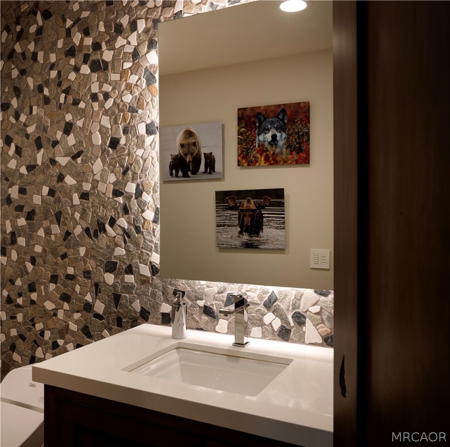 264 Ca-173 Property Photo 33