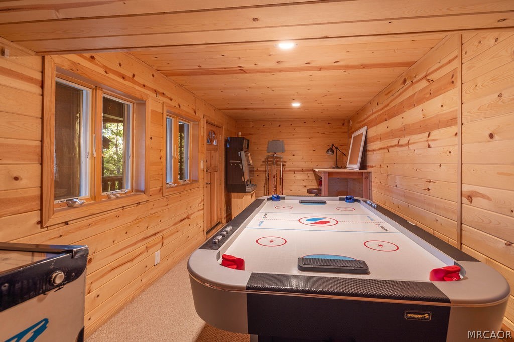 42668 Timberline Trail Property Photo 57