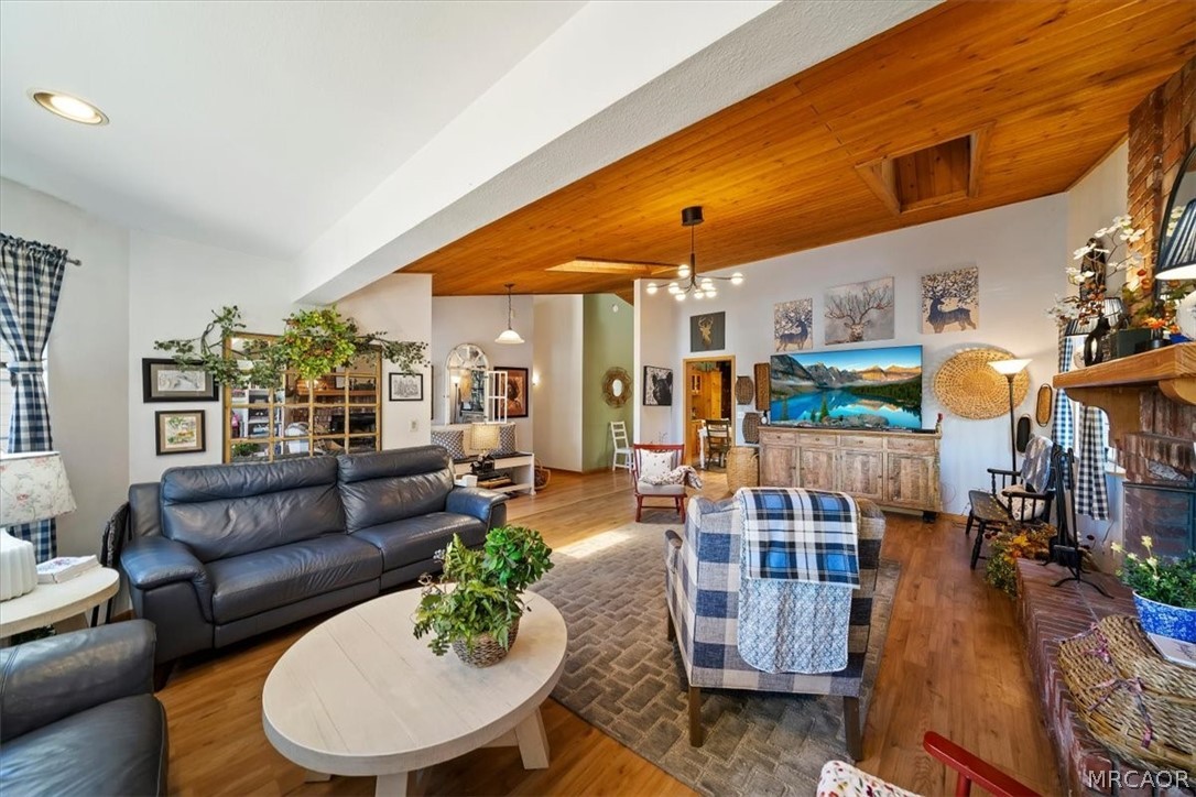 41775 Garstin Drive Property Photo 14