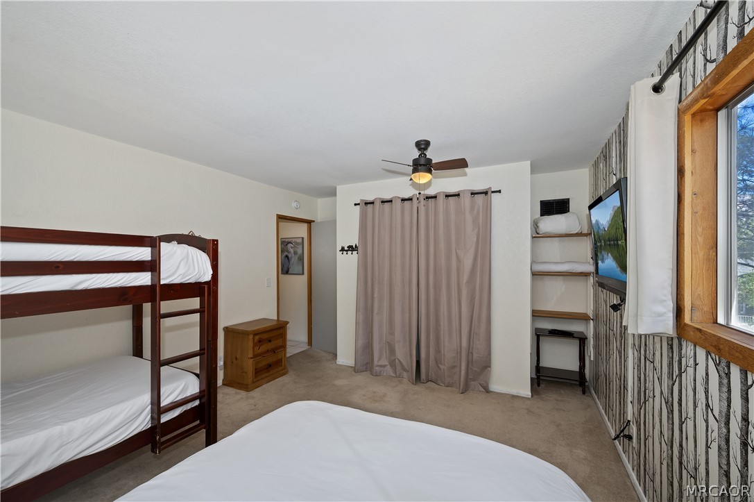 218 East Barker Boulevard Property Photo 25