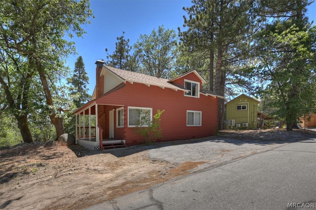 572 Dahlia Drive Property Photo 26
