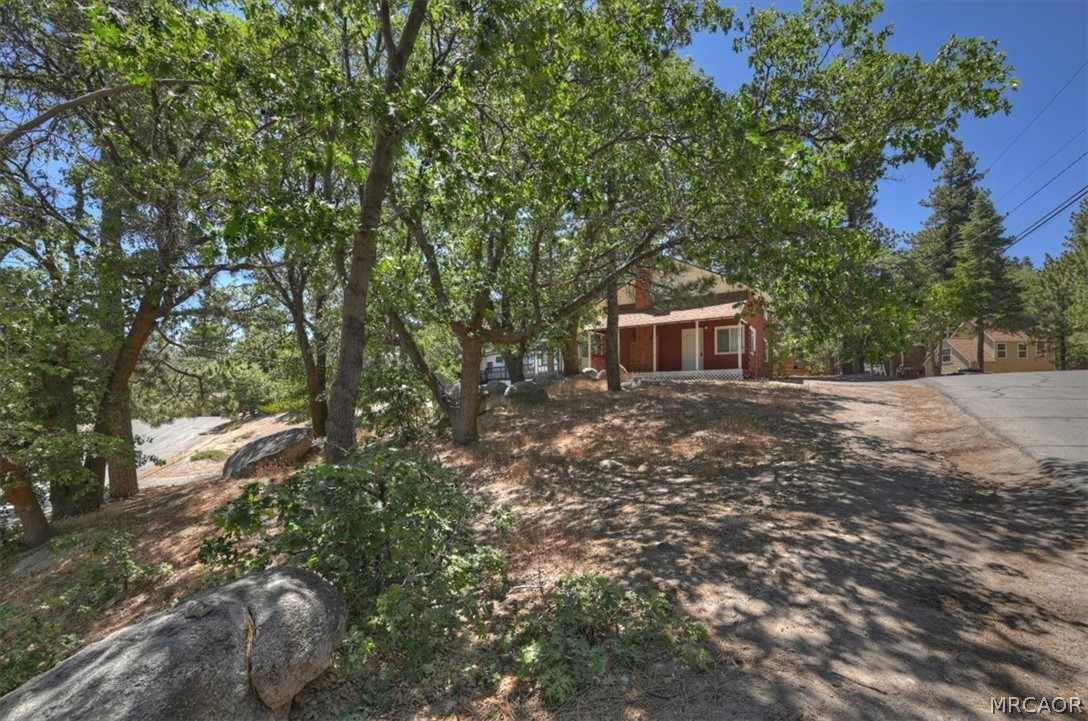 572 Dahlia Drive Property Photo 29