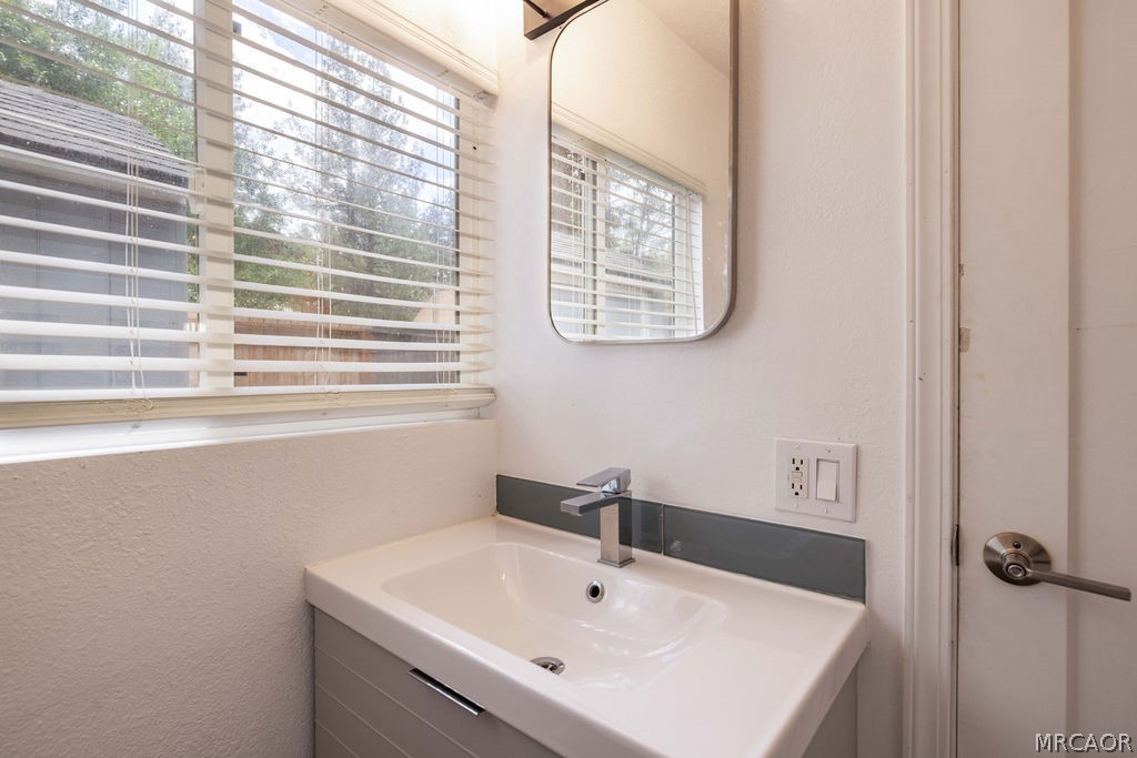 204 West Mojave Boulevard Property Photo 34