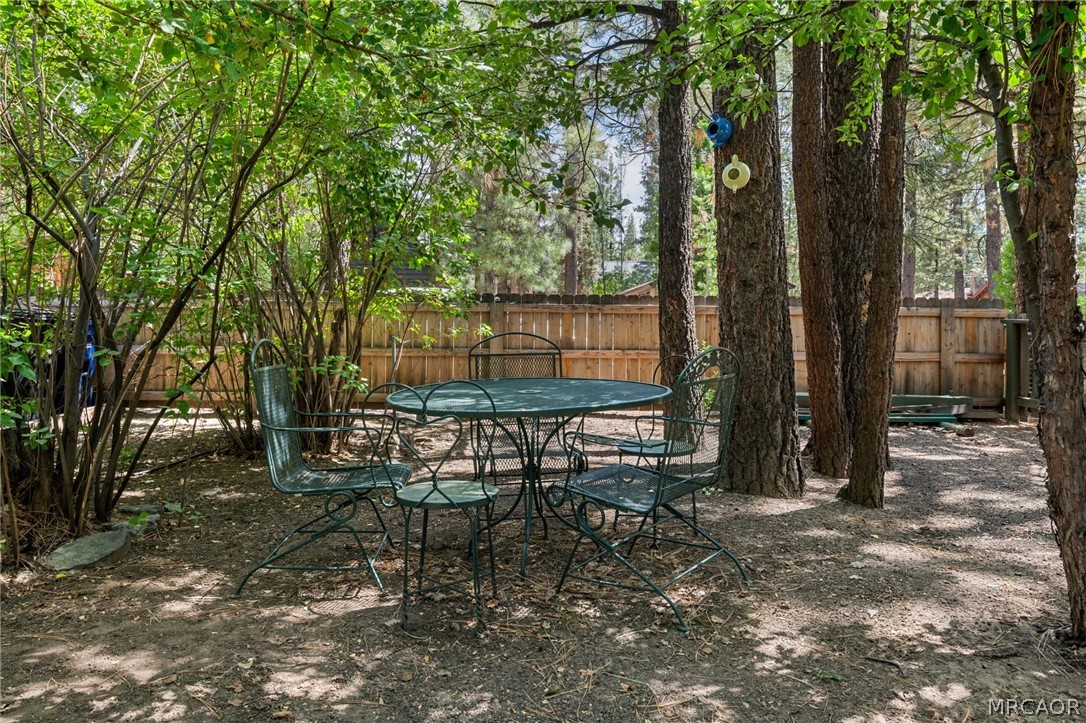 925 West Rainbow Boulevard Property Photo 23