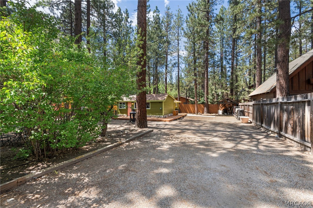 925 West Rainbow Boulevard Property Photo 24