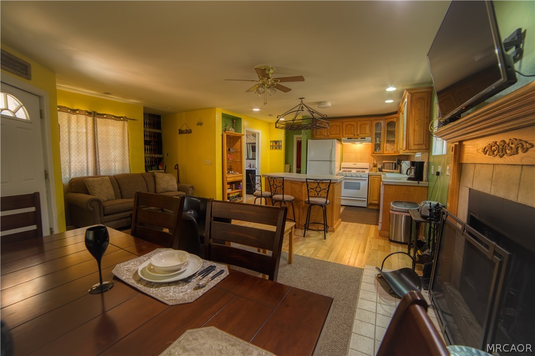 2044 Shady Lane Property Photo 5