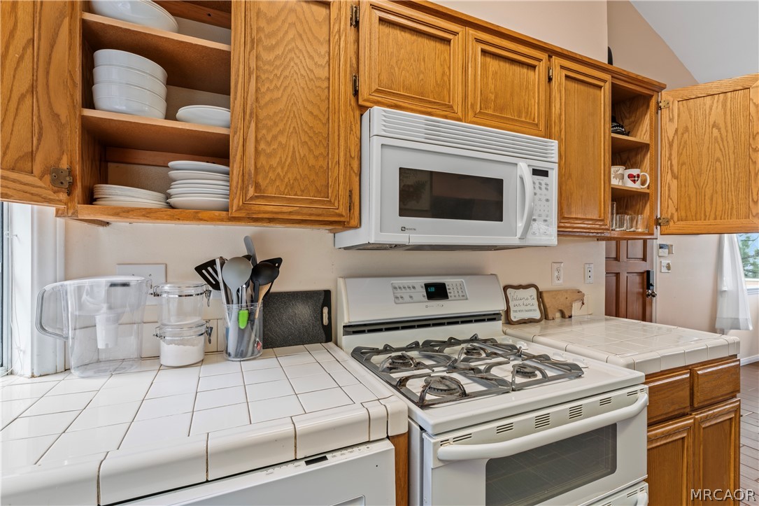 1285 Yukon Drive Property Photo 8