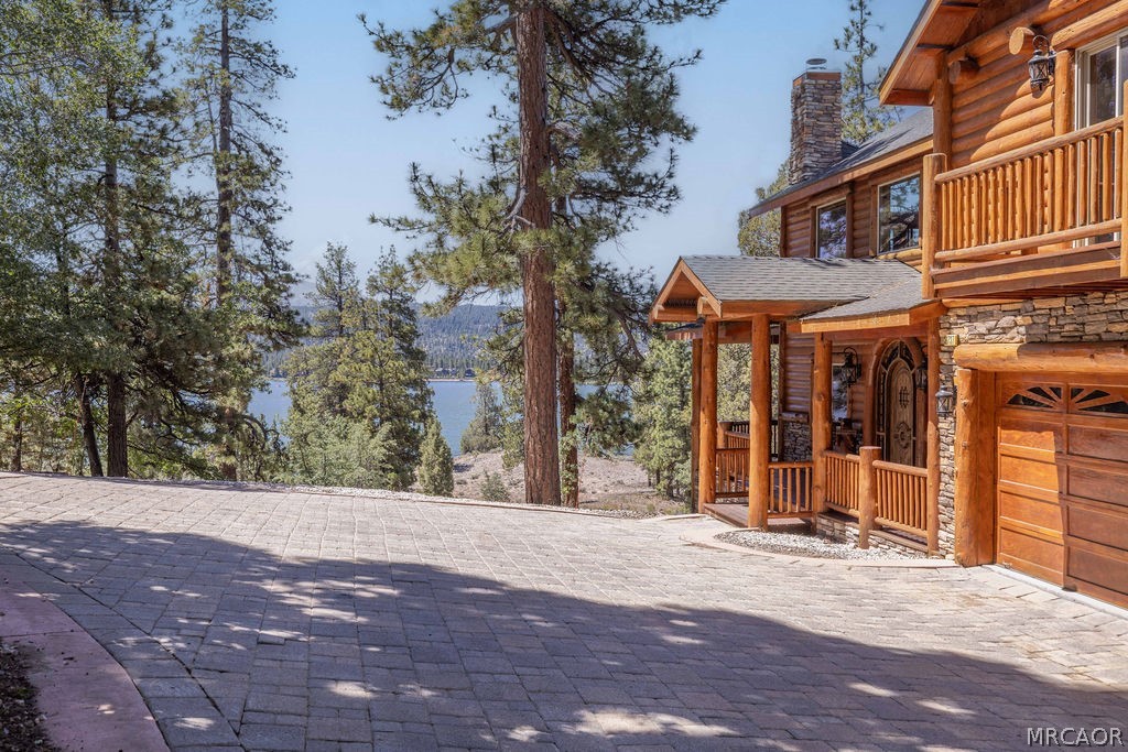 39737 Flicker Road Property Photo 2