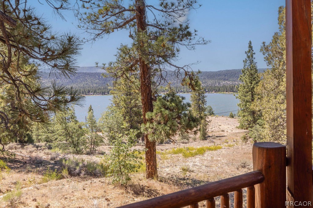 39737 Flicker Road Property Photo 8