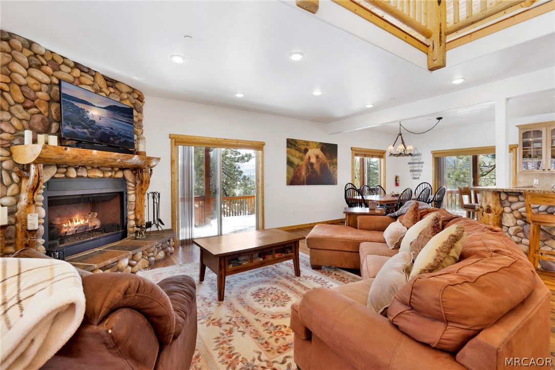 39737 Flicker Road Property Photo 18