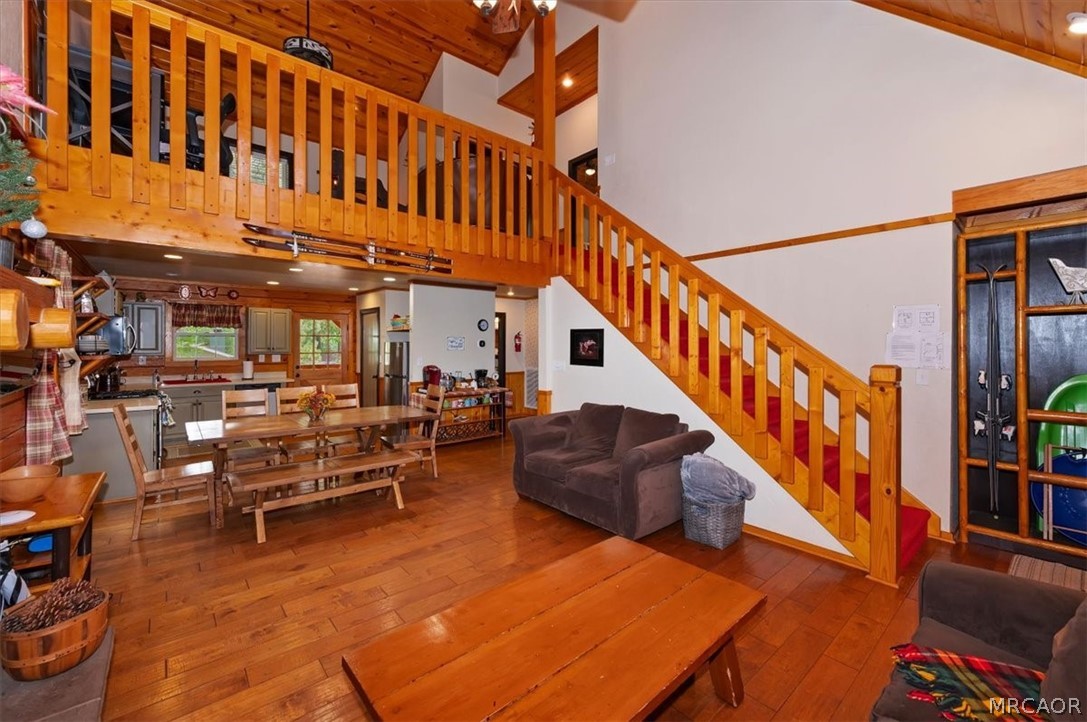 505 Barrett Way Property Photo 8