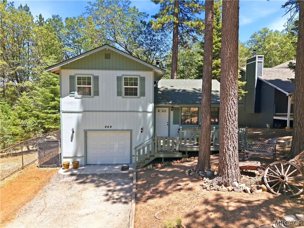 849 Ford Lane Property Photo 1