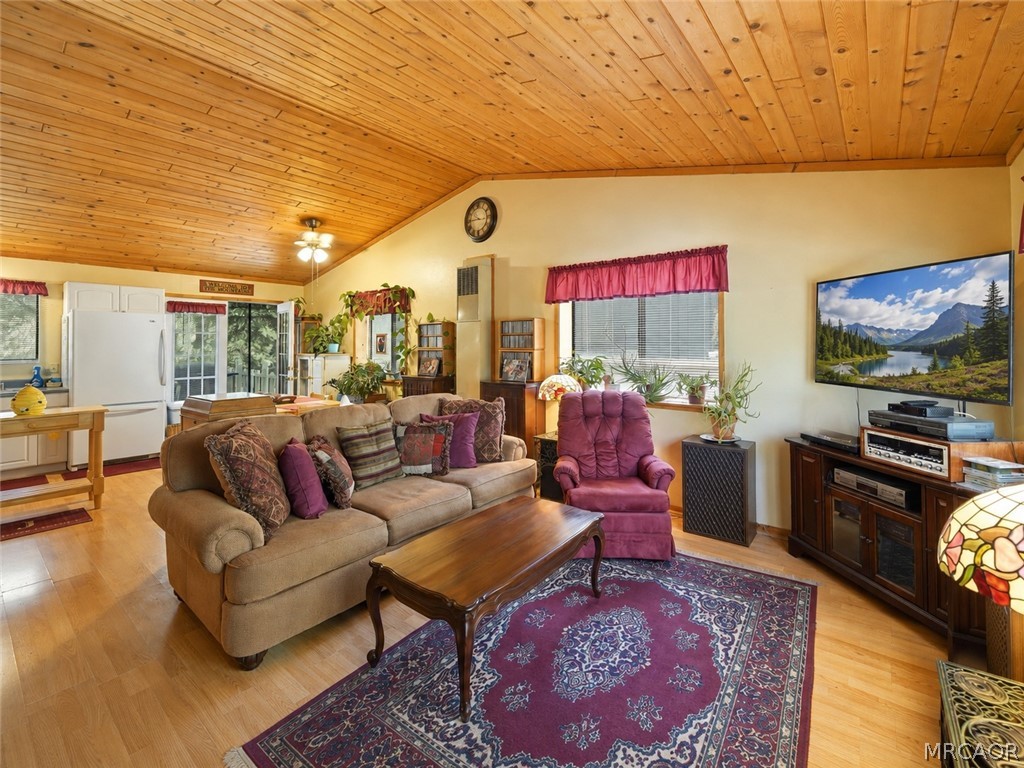 849 Ford Lane Property Photo 4