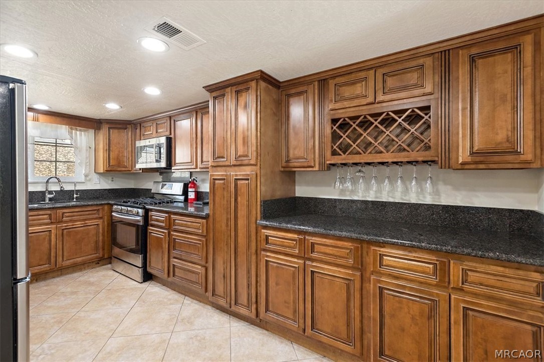 16465 Green Tree Boulevard 18 Property Photo 11