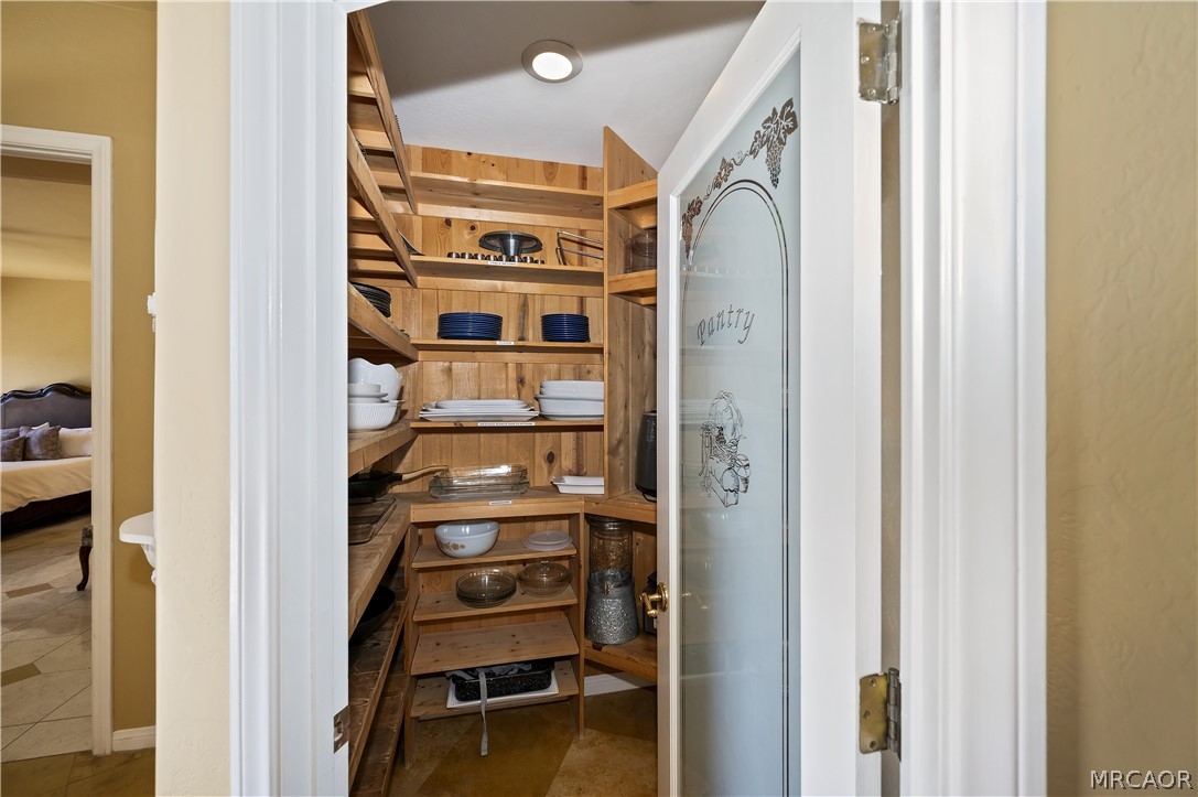 42413 Bear Loop Property Photo 13