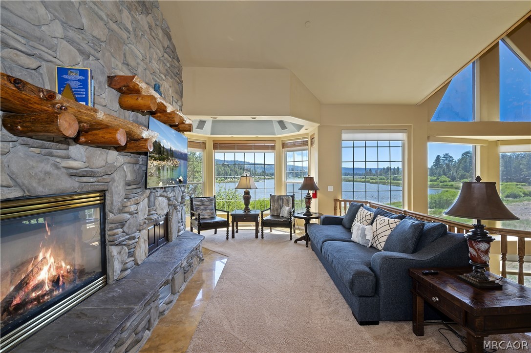 42413 Bear Loop Property Photo 22