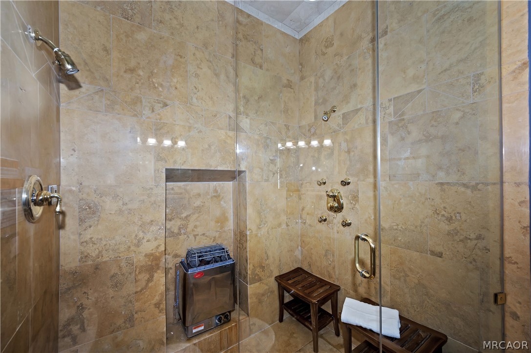 42413 Bear Loop Property Photo 31