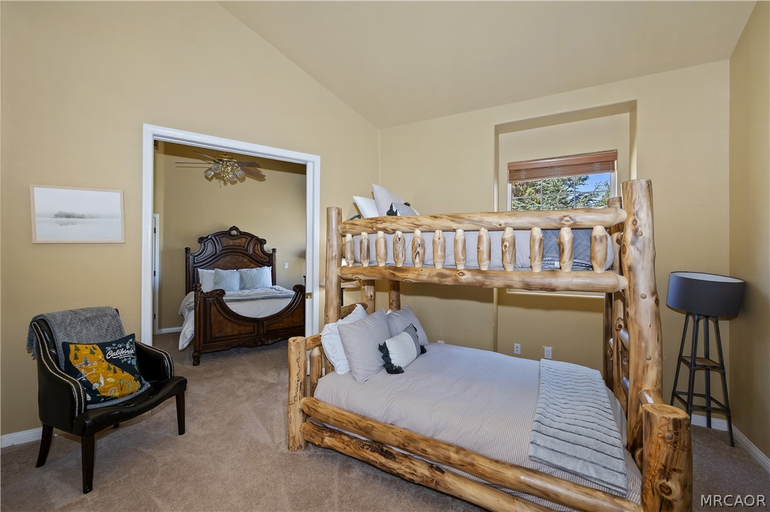 42413 Bear Loop Property Photo 42