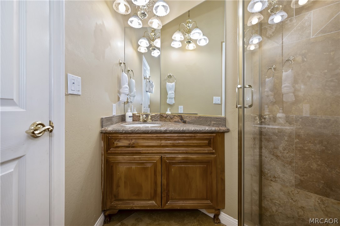42413 Bear Loop Property Photo 43
