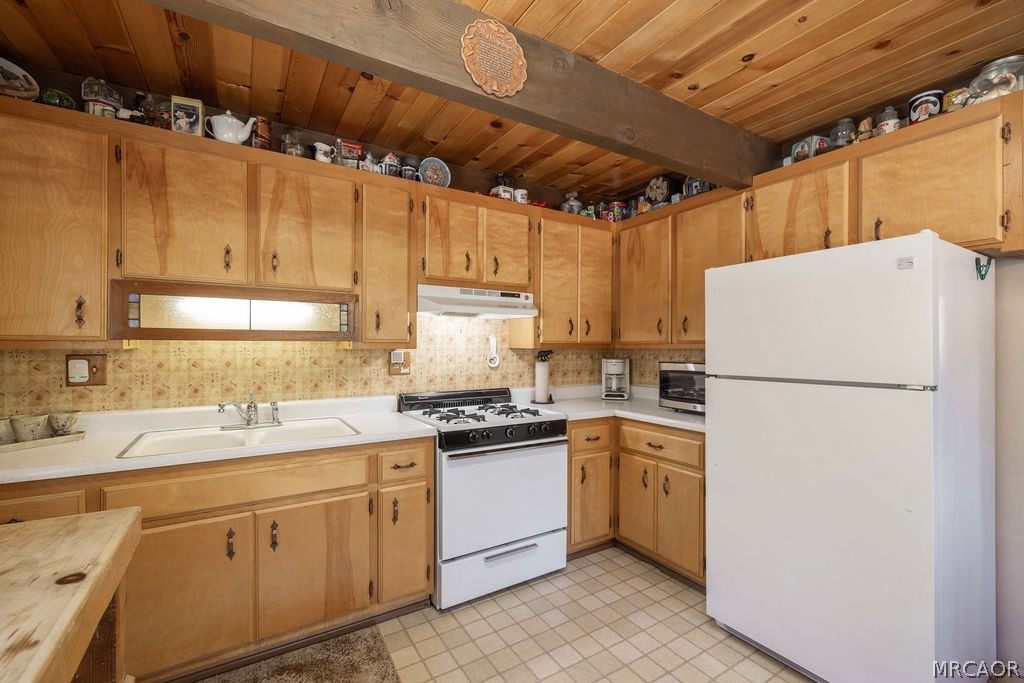 136 Mann Drive Property Photo 6