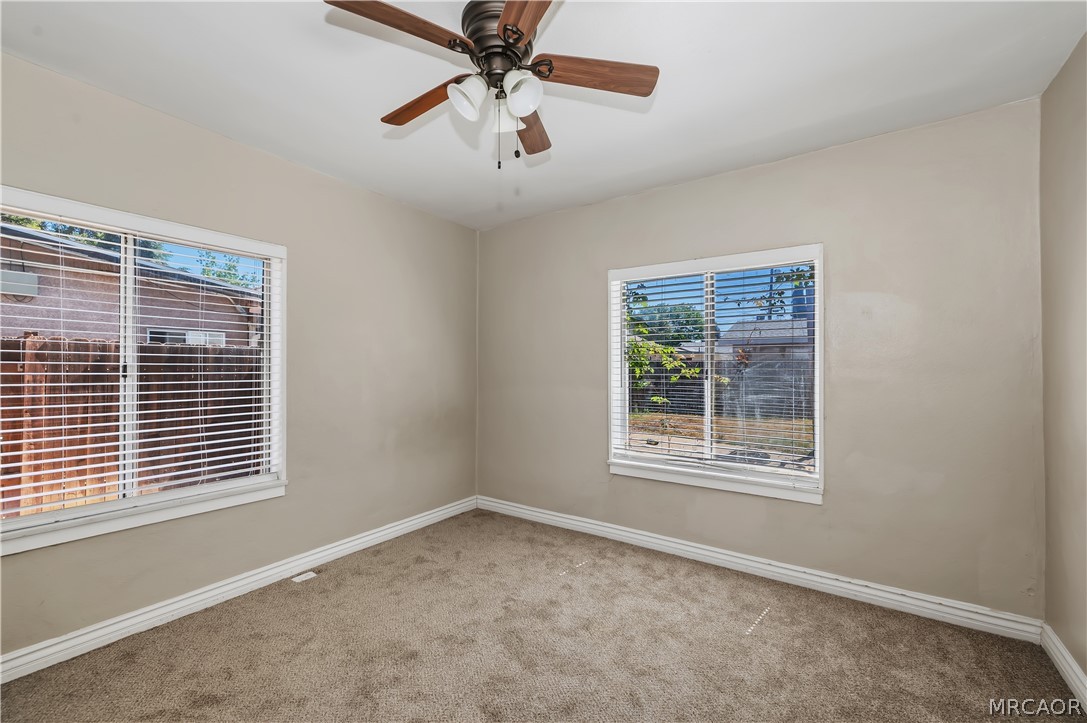 974 Edgar Avenue Property Photo 32