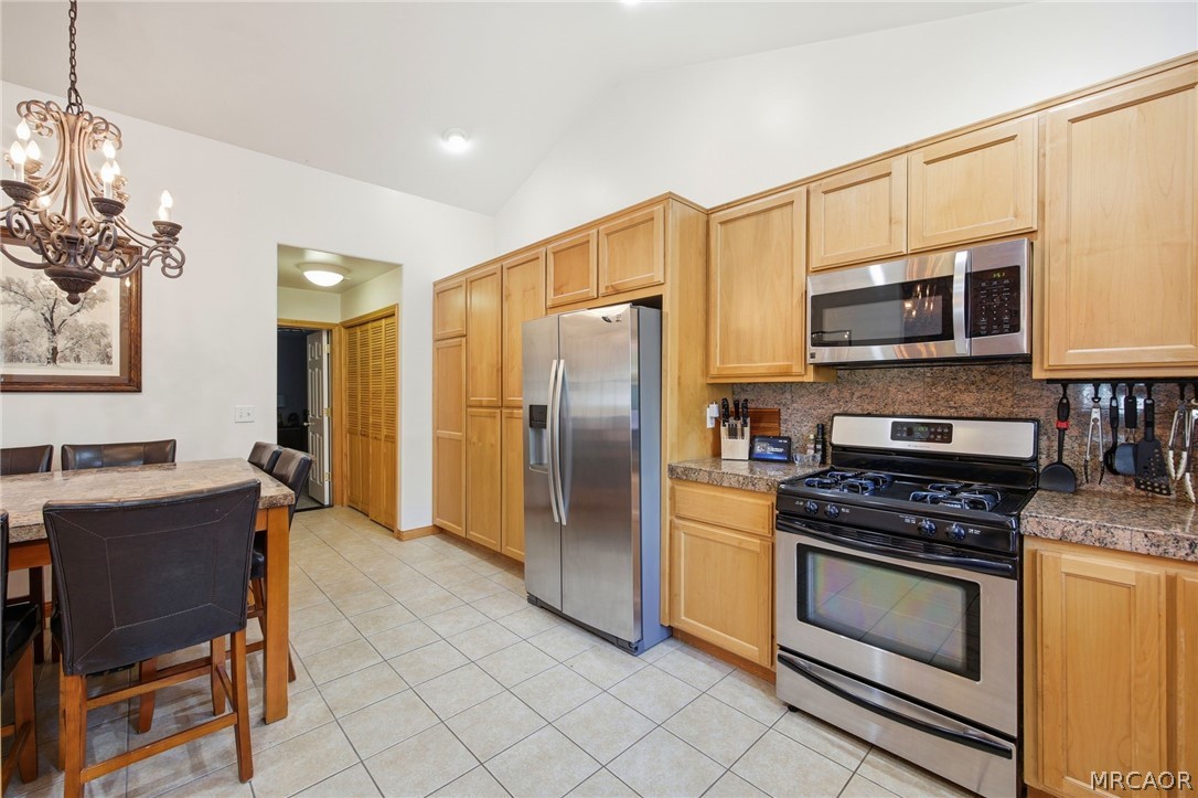 915 Brentwood Drive Property Photo 25