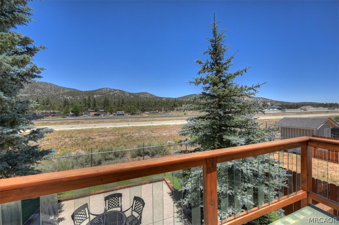 929 West Fairway Boulevard Property Photo 32