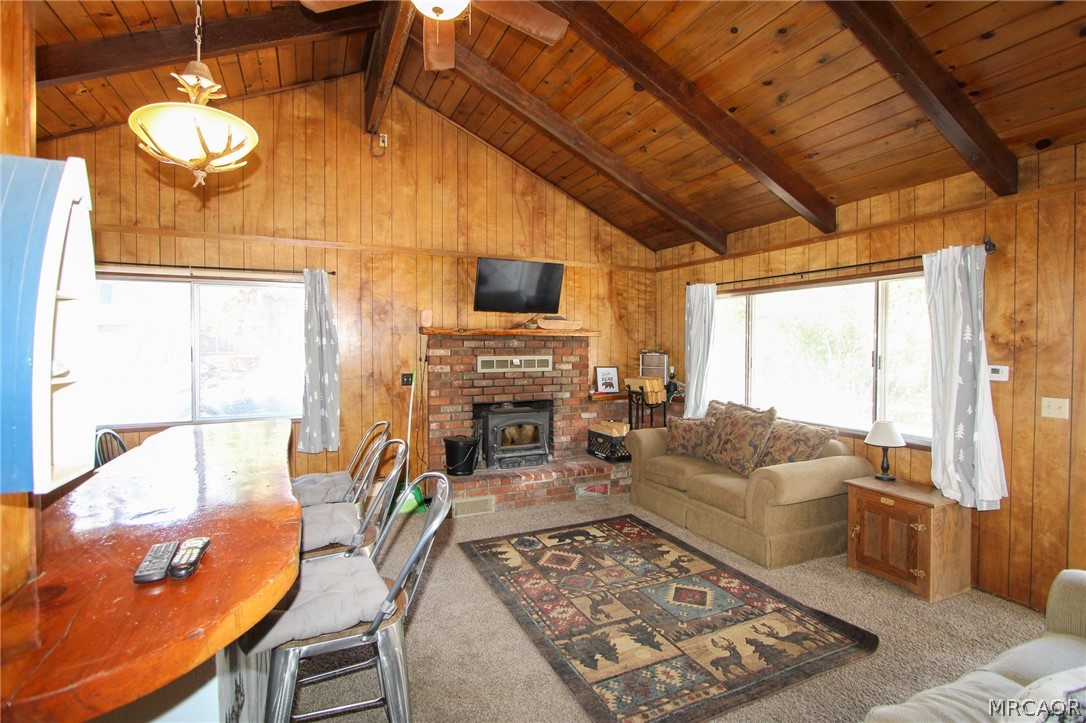 945 Green Way Drive Property Photo 6