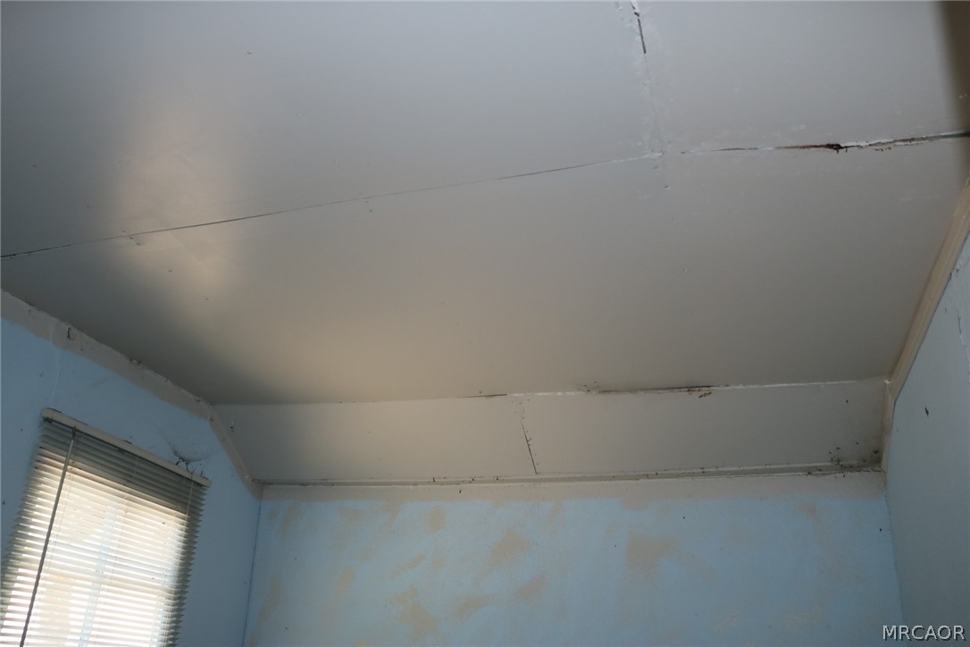 281 Pine Oak Lane Property Photo 12
