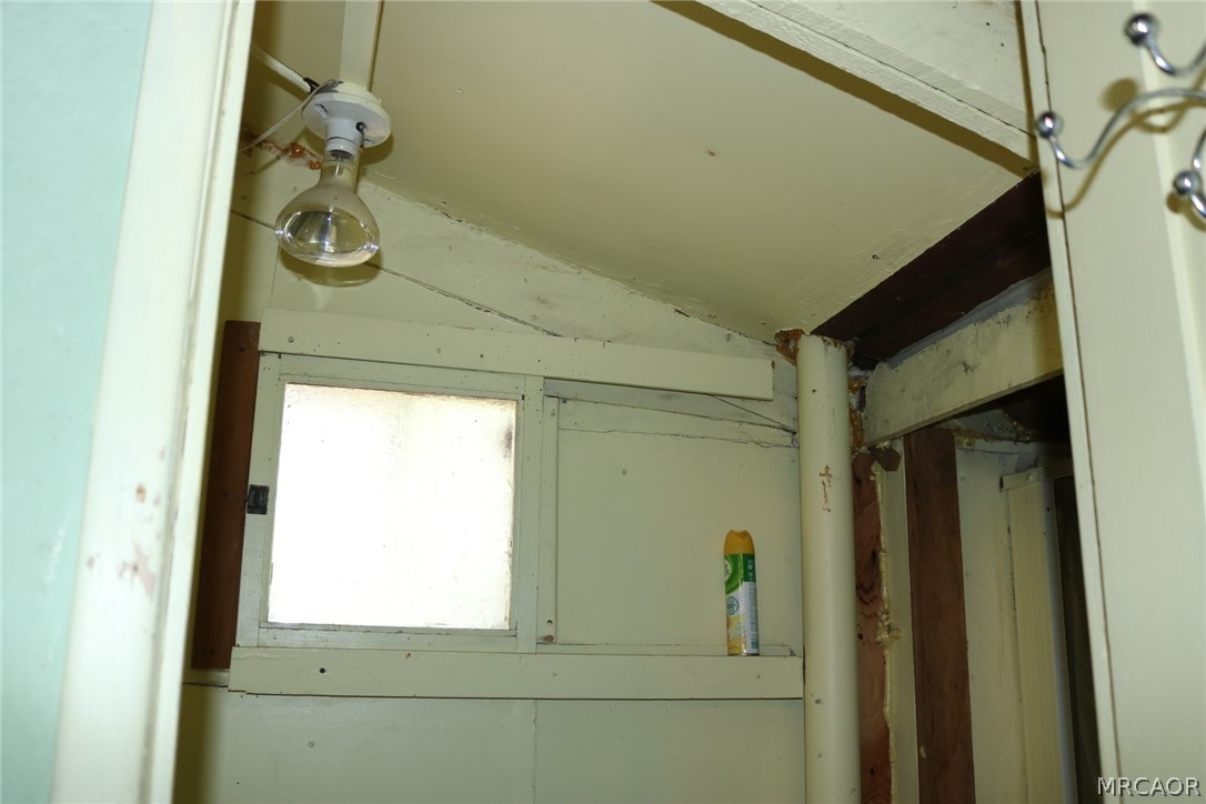 281 Pine Oak Lane Property Photo 17