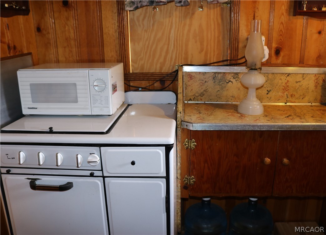 382 Stonehouse Road Property Photo 18