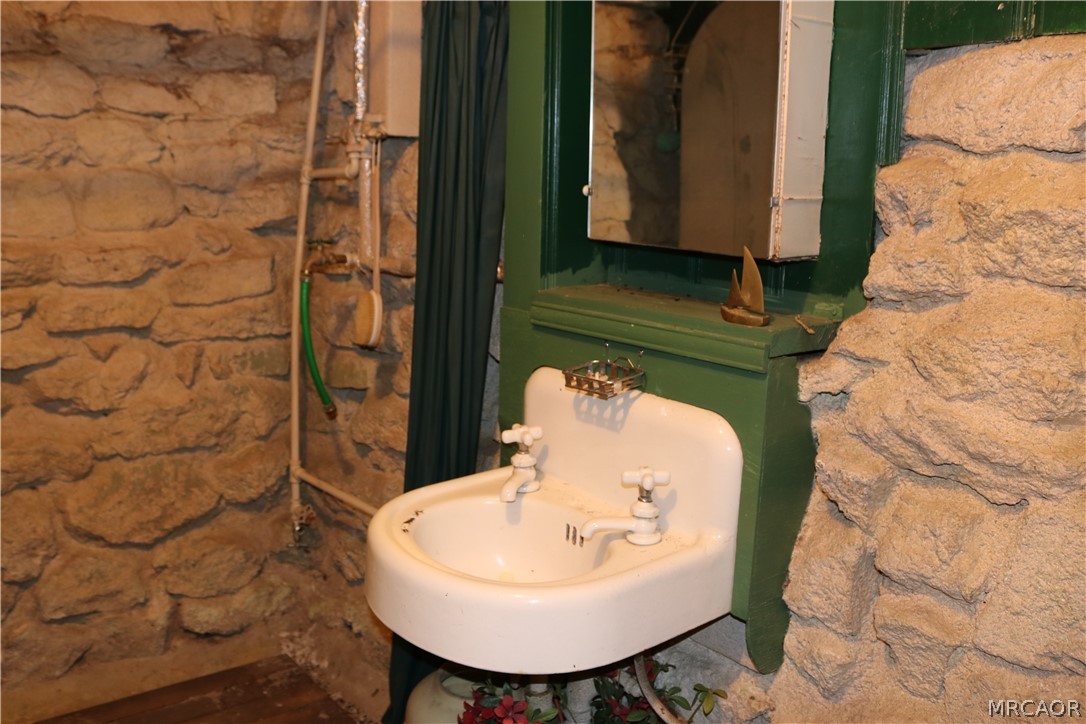 382 Stonehouse Road Property Photo 28