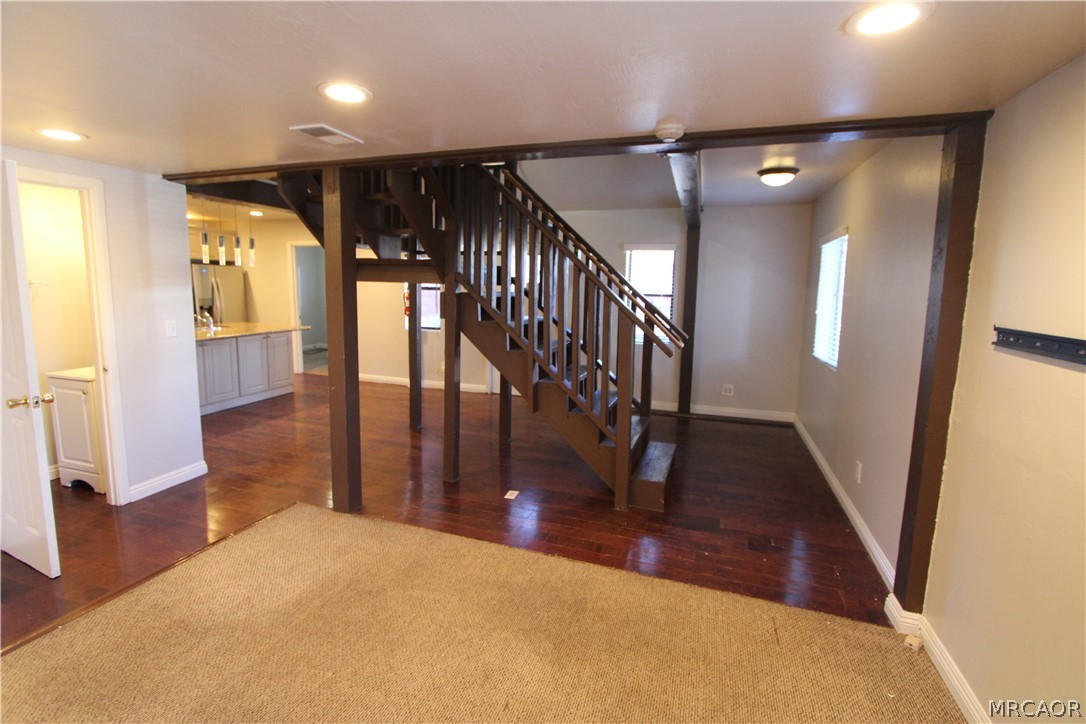 535 Badger Property Photo 4