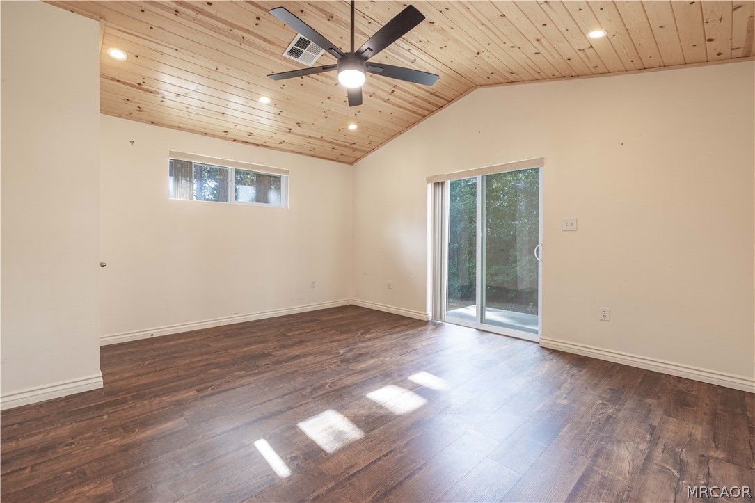 137 East Barker Property Photo 15