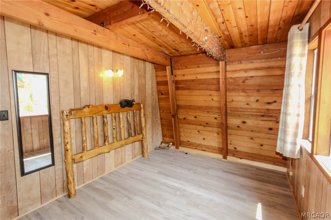 409 West Sherwood Boulevard Property Photo 26