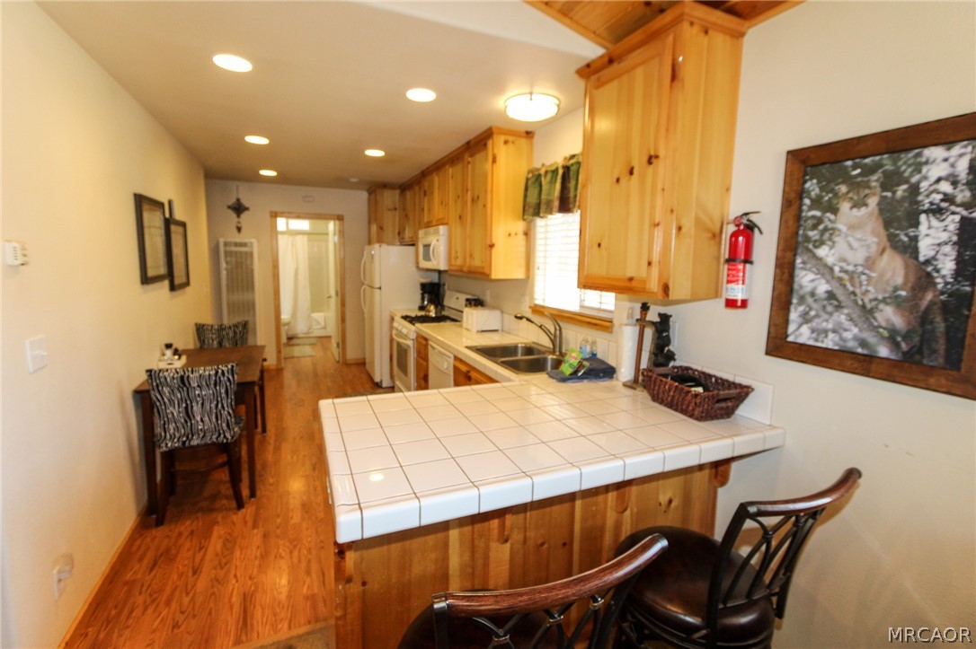 2107 2nd Lane Property Photo 6